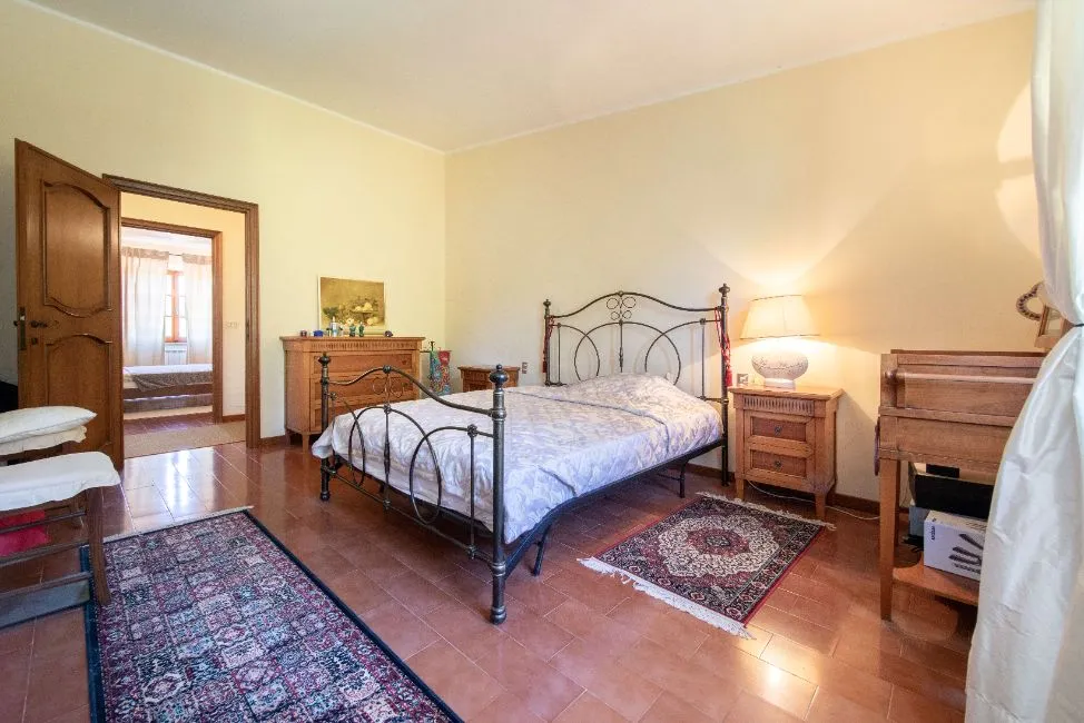 Villa For Sale - 19031 Ameglia IT Image 11